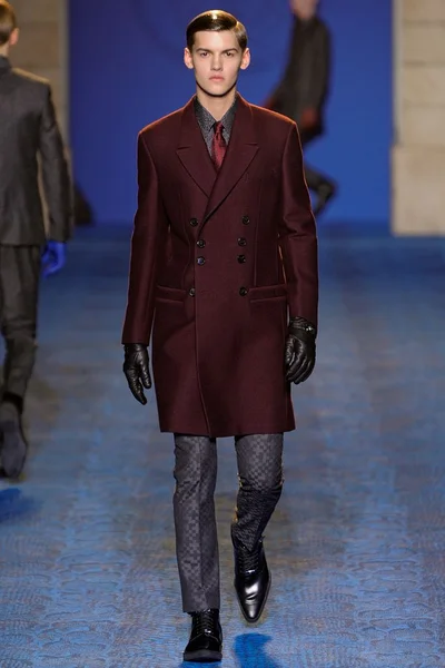 Look 33